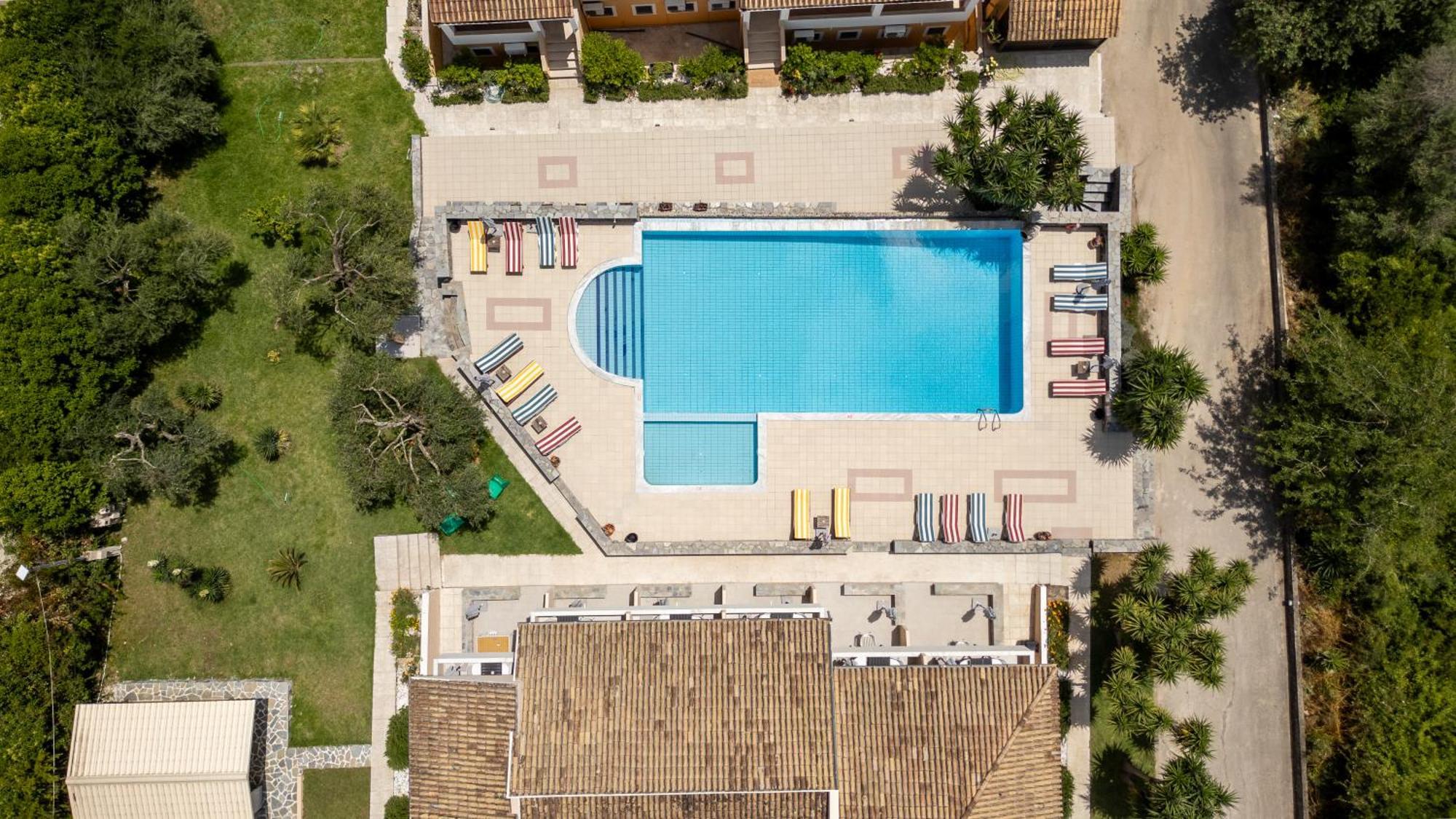 Little Corfu Dassia (Corfu) Exterior foto